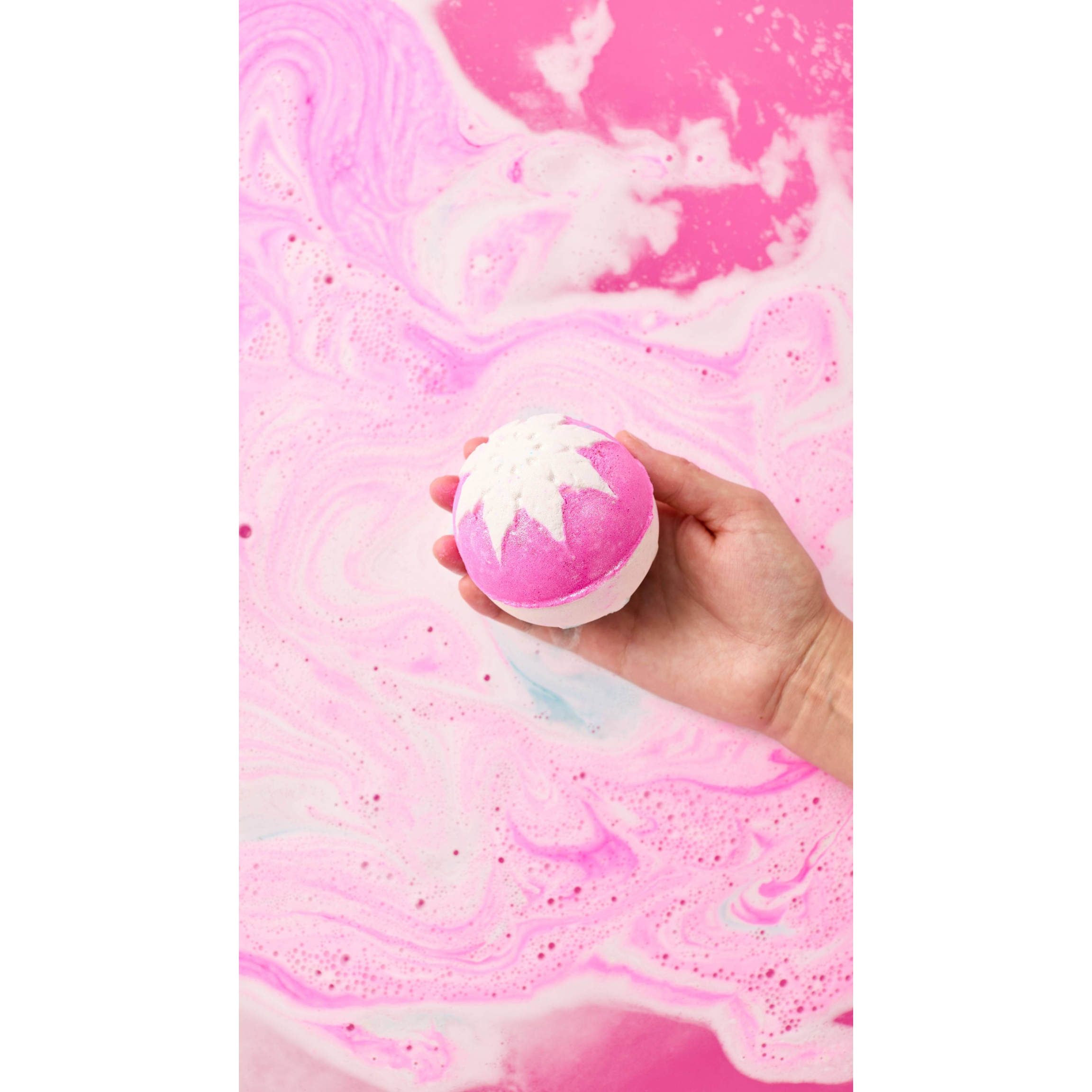 Christmas Bathtime Favourites - Image 6