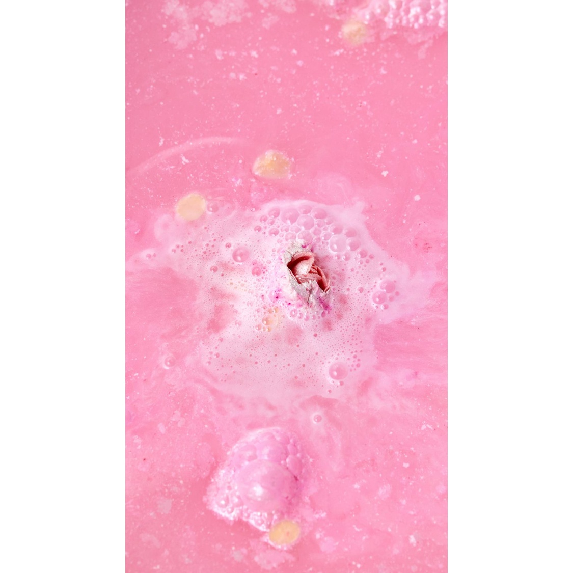 Wedding Bomb - Image 5